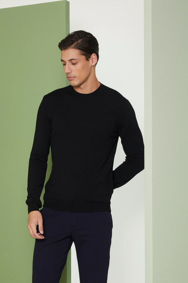 Black Willie Sweater