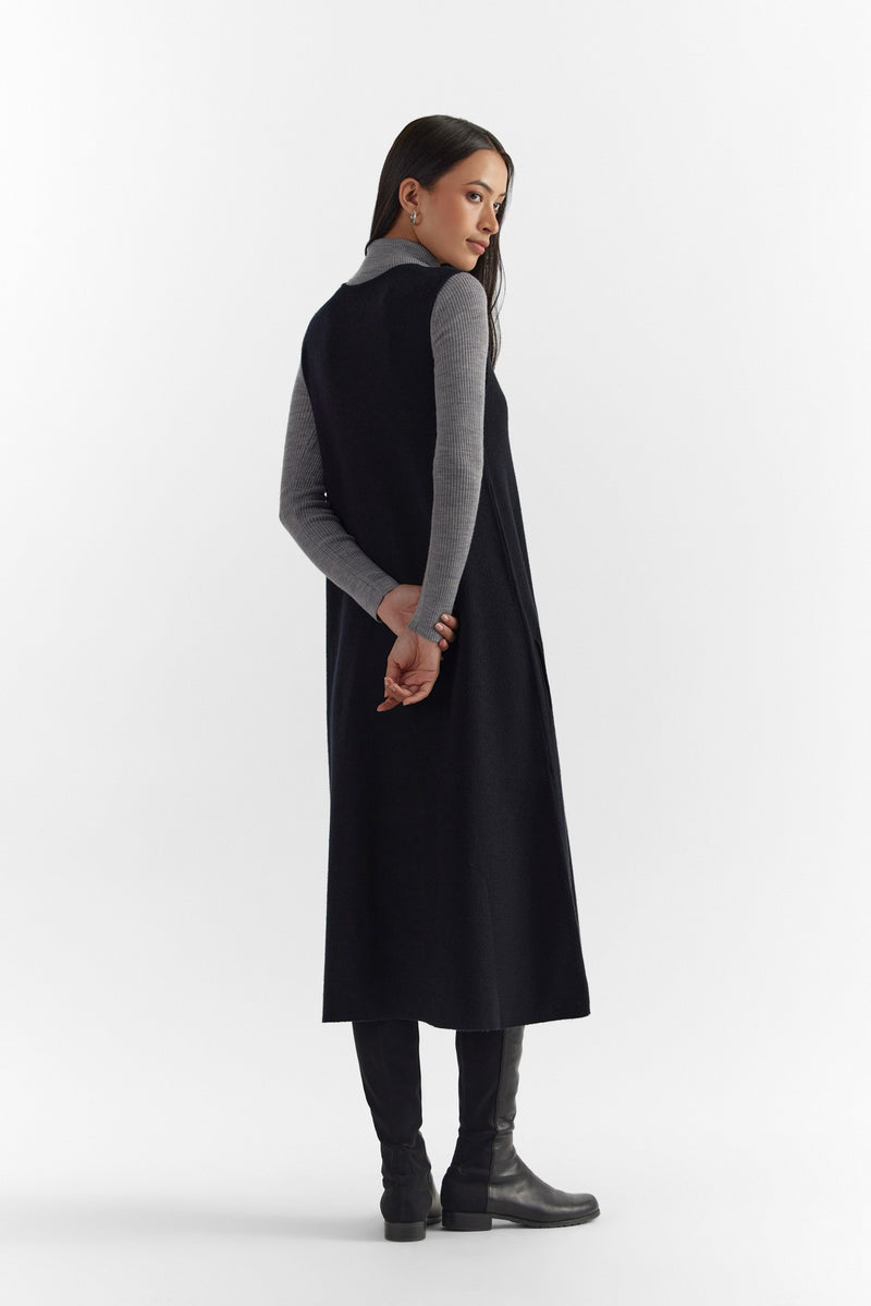 Black Alondra Dress – Perona AE
